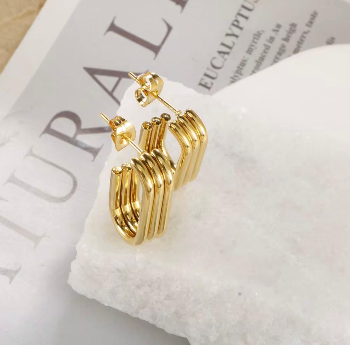 Brinco Celeste Banhado em Ouro 18K