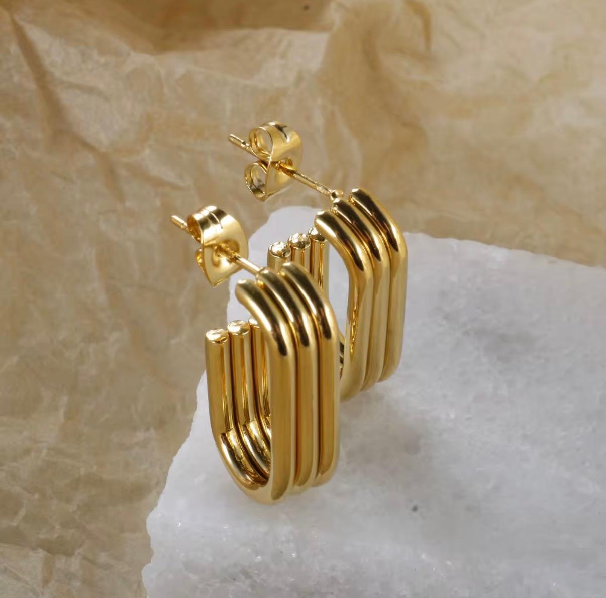 Brinco Celeste Banhado em Ouro 18K