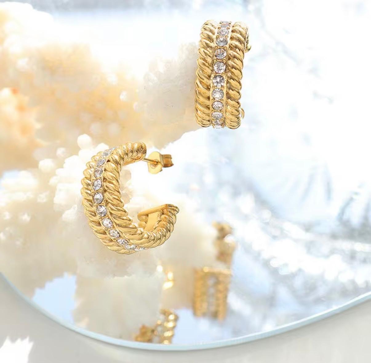 Brinco Aurora Banhado em Ouro 18K