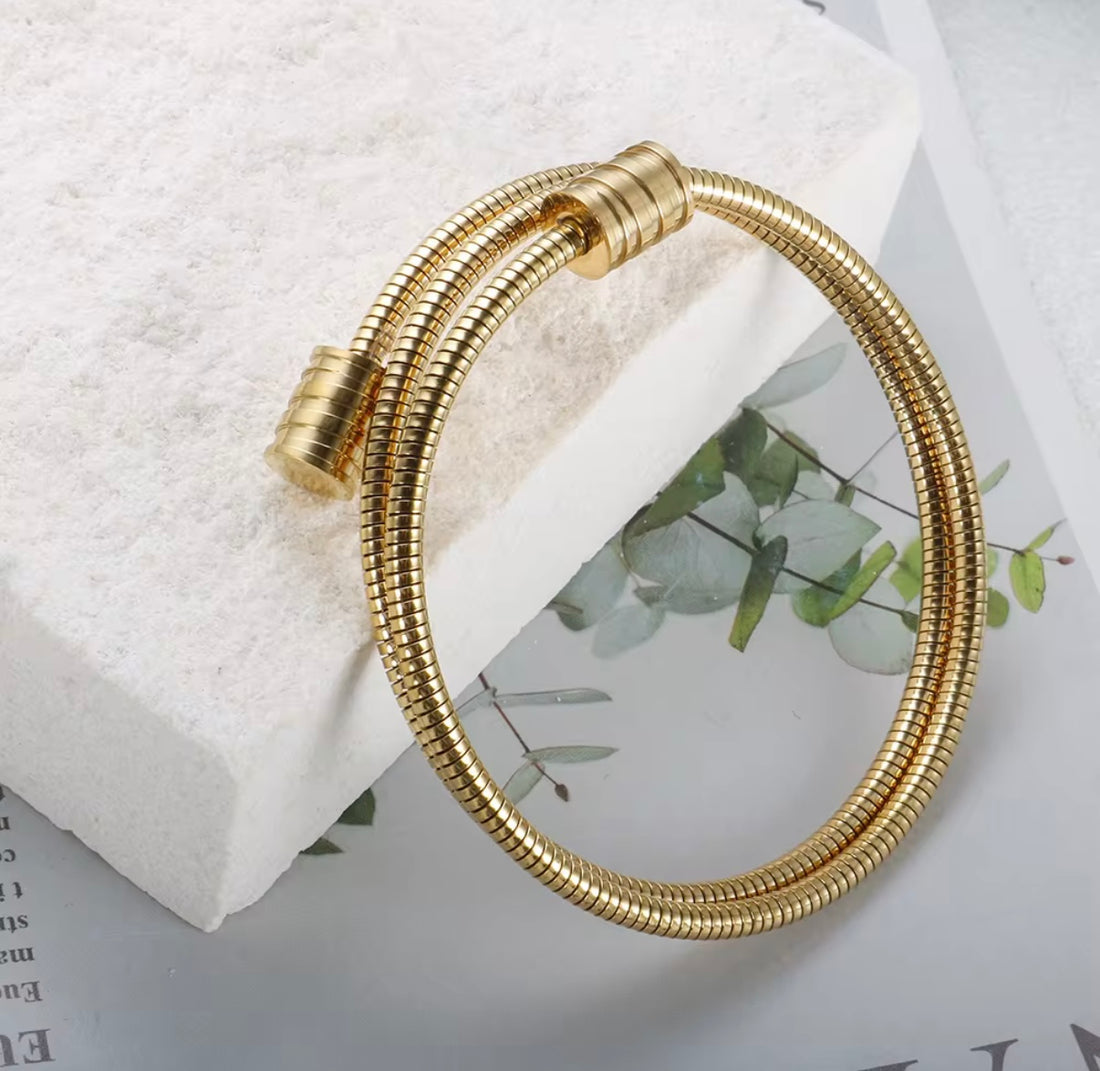 Pulseira Ravena Banhado em Ouro 18K