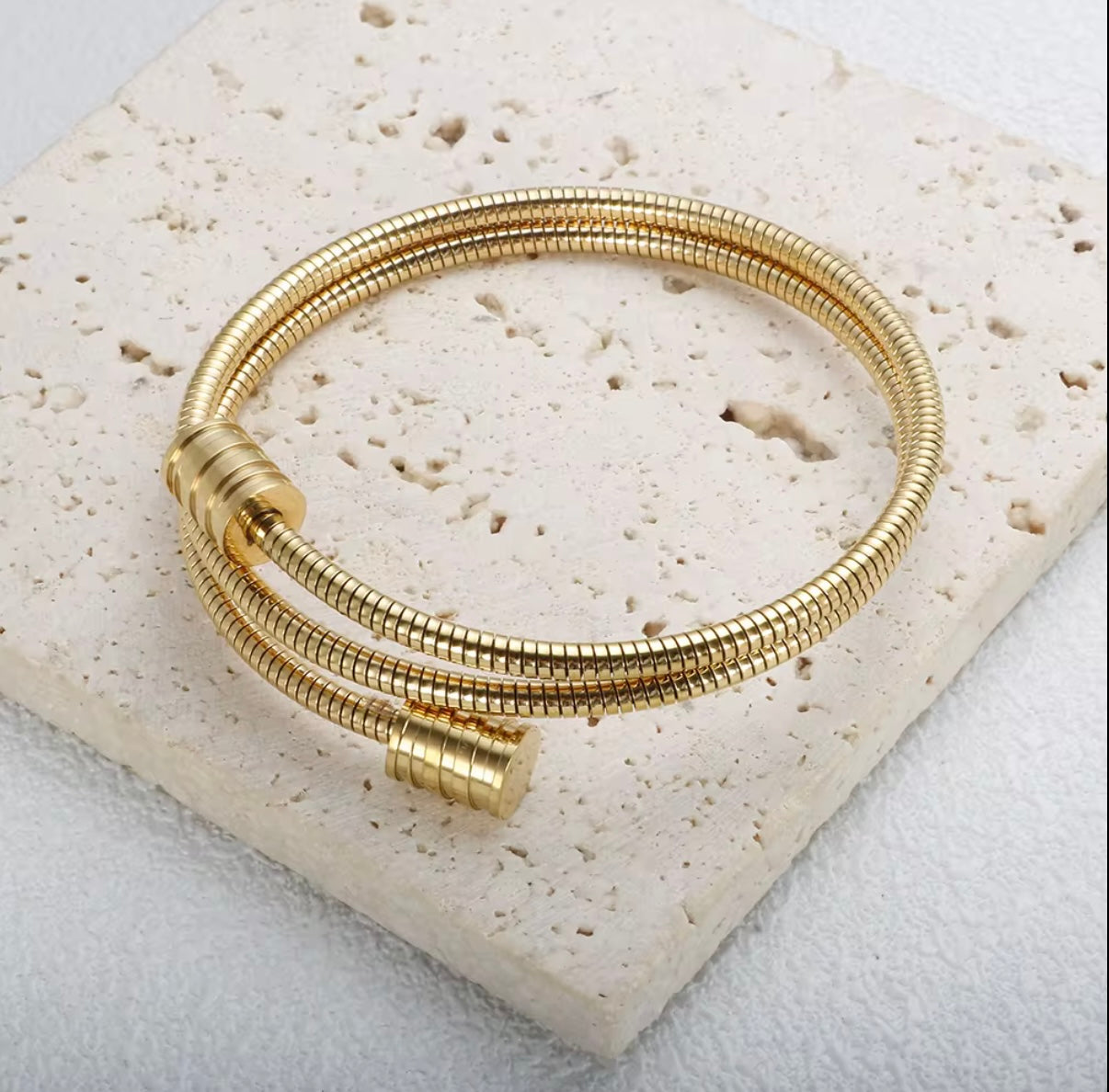Pulseira Ravena Banhado em Ouro 18K
