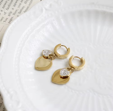 Brinco Valen Banhado em Ouro 18K