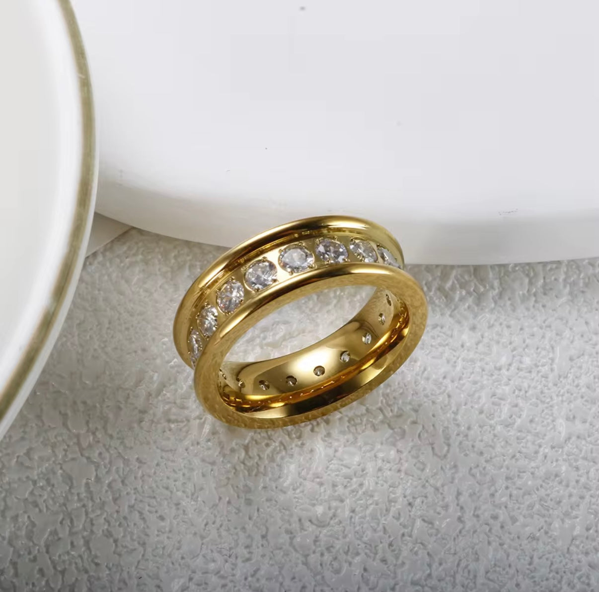 Anel Encanto Banhado em Ouro 18K